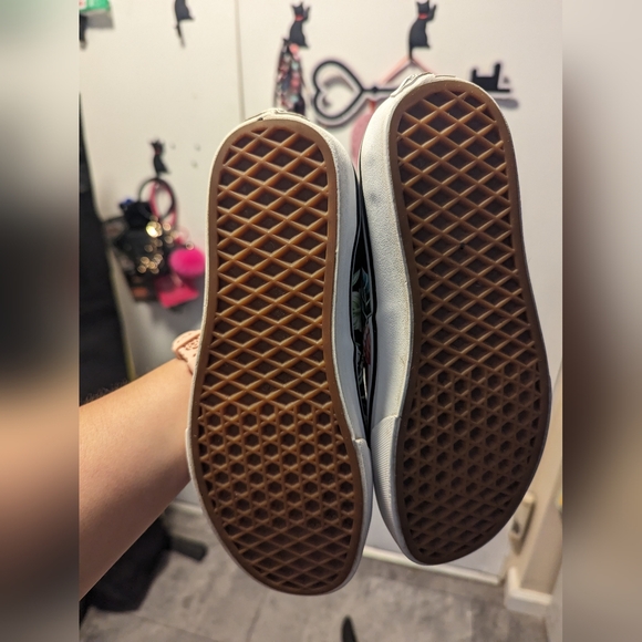 Hawaiian Floral Vans - Picture 4 of 4